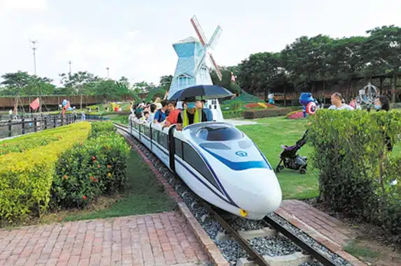 High-speed Rail Themed Train Ride Export to Italy