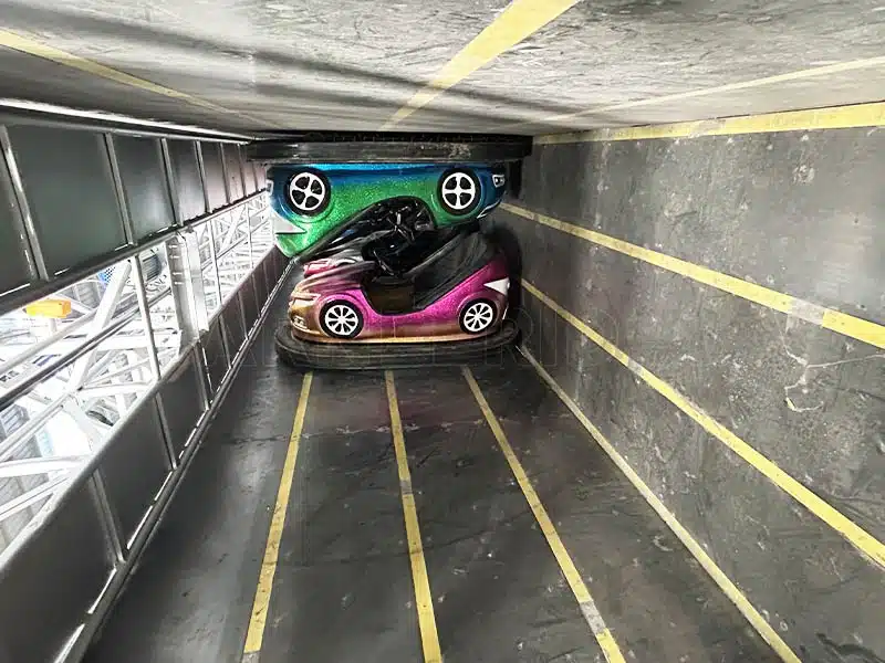 Ground Grid Floor Electric Bumper Car With Trailer Mounted