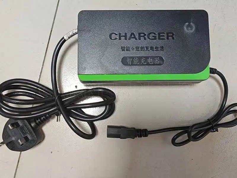 Intelligent Charger for Battery Bumper Cars