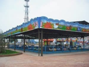 Traditional open-air bumper cars canopy structure for outdoor dodgems and amusement rides