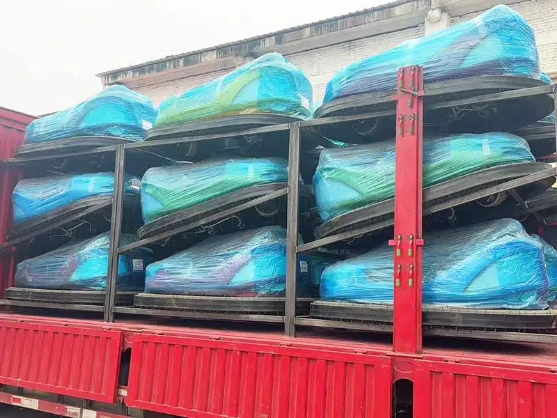 bumper-cars-loaded-on-truck-for-delivery-ground-grid-type