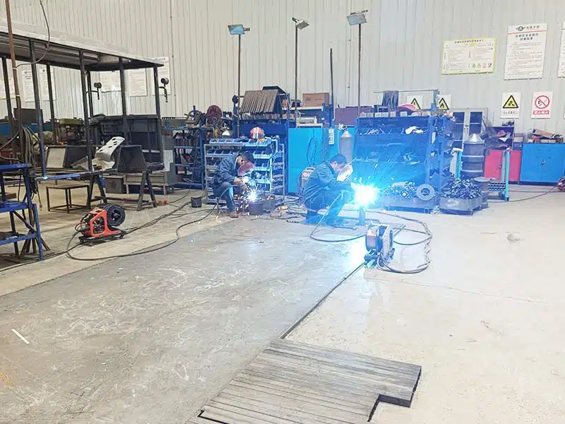 carnee-rides-workshop-manufacturing-process