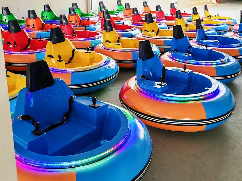 Inflatable bumper cars arena with LED ring design, commercial inflatable dodgem cars for high-capacity operations